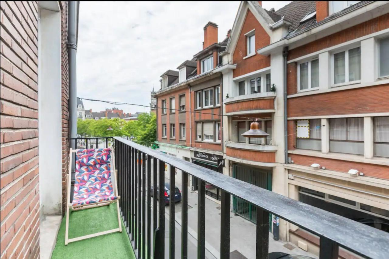 B Boston, 25m2, Centre, Balcon Appartement *